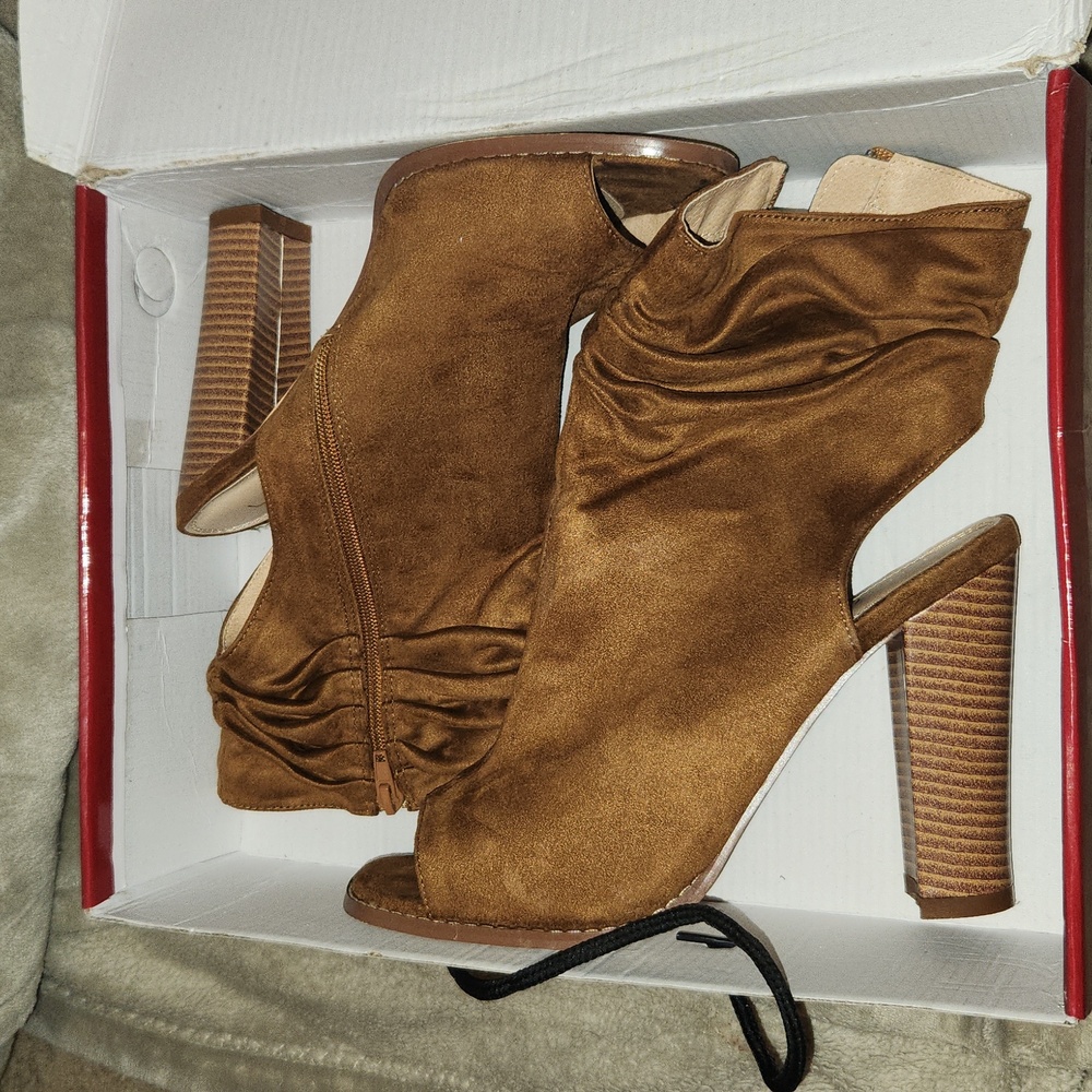 Liliana "ANSON" Open toe bootie